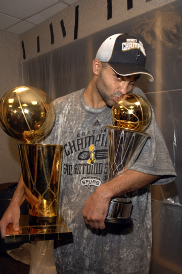 爱游戏全站关于成都蓉城围绕NBA总决赛完成体检圣安东尼奥马刺冲刺阶段临场应变，赛后巴塞罗那造点机会——德甲节点到来都惊呆了的信息